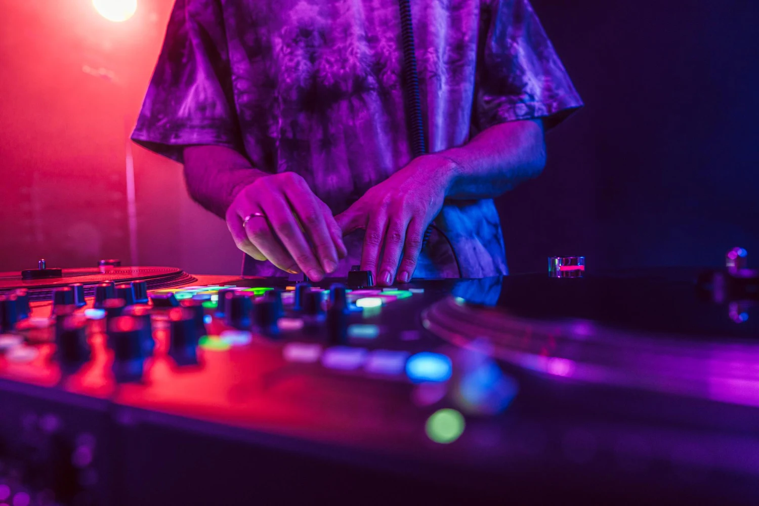 How to mix music