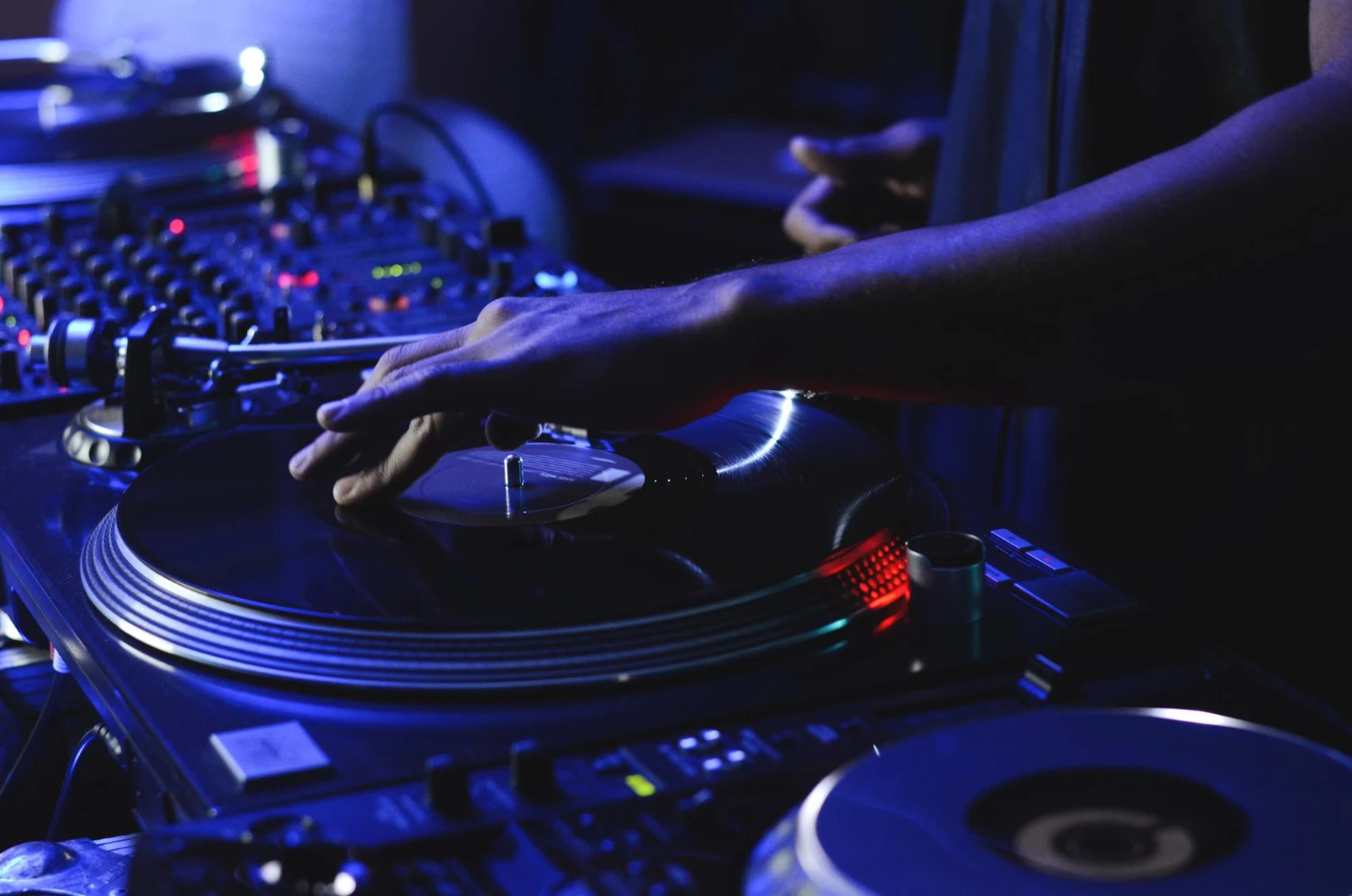 How to mix music